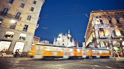 Public Transport in Milan: A Guide .